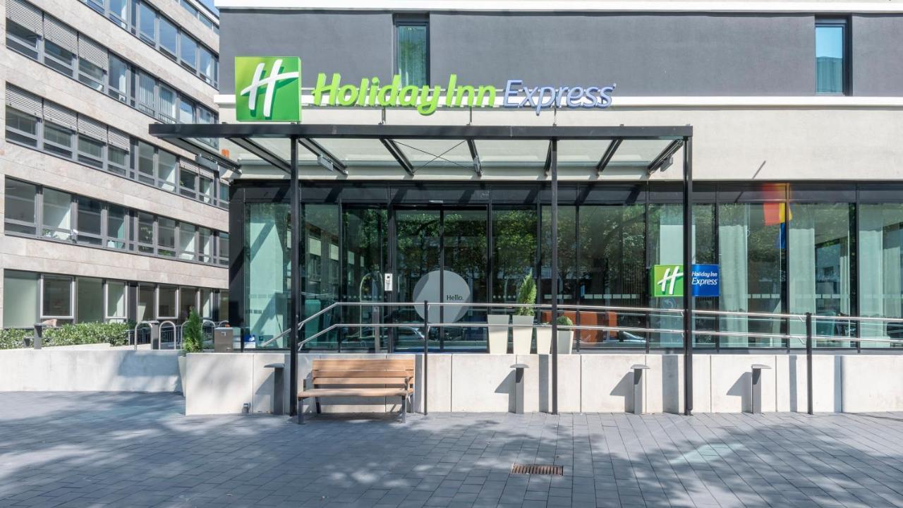 Holiday Inn Express - Frankfurt City - Westend, An Ihg Hotel Франкфурт на Майн Екстериор снимка